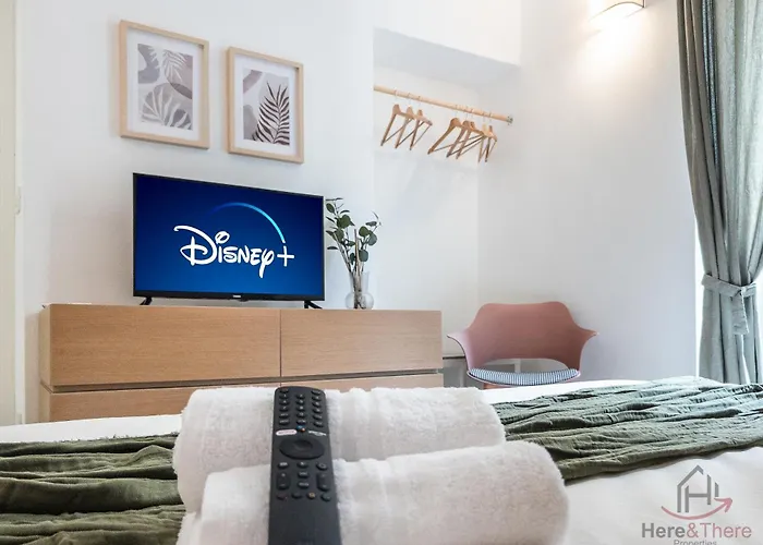 - Trains 4 Min - Ac - Super Wifi * Genoa